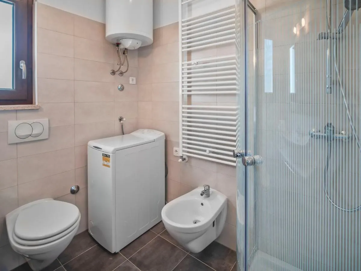 Apartment Olivo-2 By Interhome Karpinjan